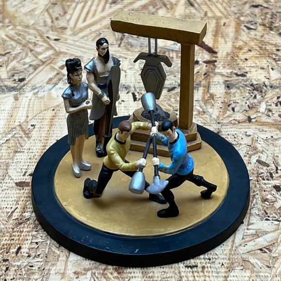 Hawthorne Village 2008 Diorama Star Trek Amok Time - Picture 1 of 7